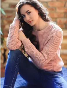 Elite escort service in Himatnagar for home and hotel visits